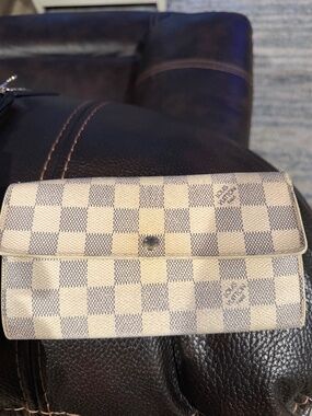 Louis Vuitton Wallet